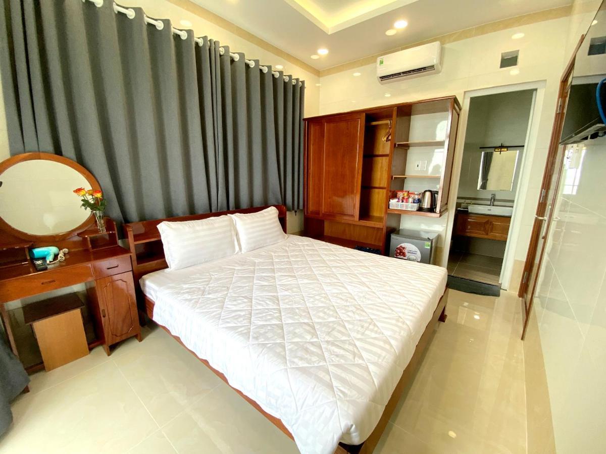Khach San A68 Hotel Long My Exterior photo